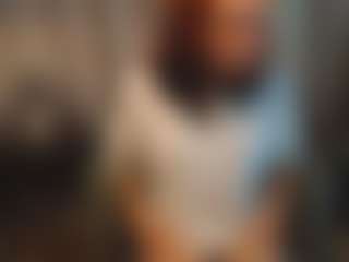 Live cam show with LilliamCalabro - Red Hair on Cam Slut