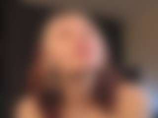 Live cam show with LilliamCalabro - Moaning on camwithhim.com
