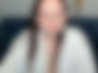 Live cam show with Nikki-Glow - Upskirt on livesuperchat.net