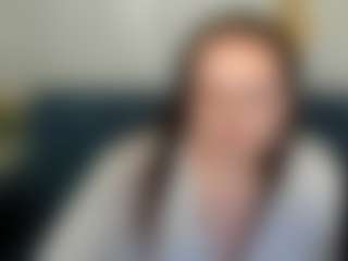 Live cam show with Nikki-Glow - New Shaved Pussy on livesuperchat.net