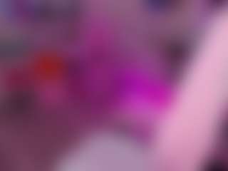 Live cam show with Nikki-Glow - Doggy on Camsoda