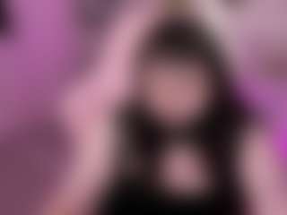 Live cam show with Nikki-Glow - Oil on Camsoda