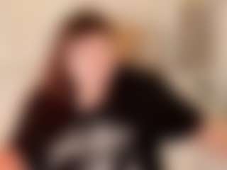 Live cam show with Nikki-Glow - Gray Eyes on madthumbs