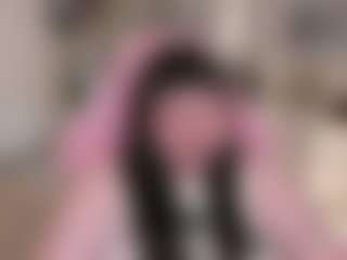 Live cam show with Nikki-Glow - Gray Eyes on xDating