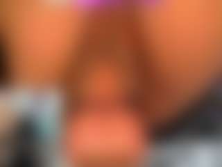 Live cam show with LunaVelvett - Red Hair MILF on crypto-cams