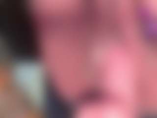 Live cam show with LunaVelvett - Red Hair MILF on Camsoda Late Night