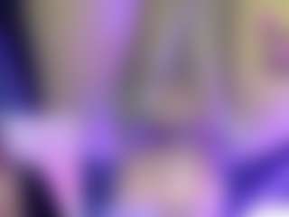 Live cam show with LunaVelvett - Body Massage on Camsoda