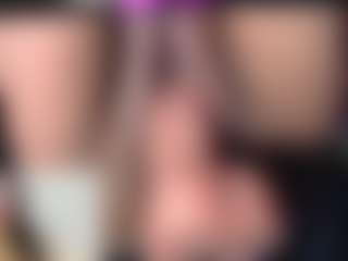 Live cam show with LunaVelvett - Red Hair Middle Aged on Camsoda