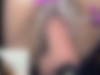 Live cam show with LunaVelvett - Red Hair on Camsoda