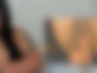 Live cam show with LunaVelvett - Red Hair MILF on Dolls Live