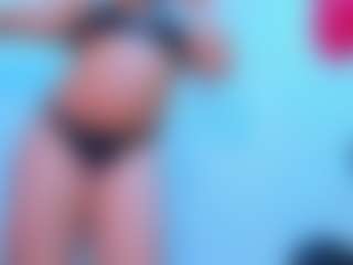 Live cam show with MichelFitnnes - Curvy Small Tits on intimatelivegirls.com