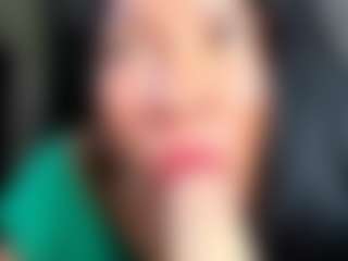 Live cam show with MichelFitnnes - BBW Middle Aged on Dare Cams