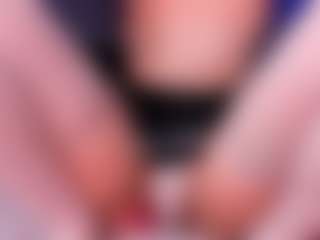 Live cam show with Milan-Daph - Striptease on Stripli.com