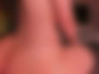 Live cam show with Milan-Daph - Petite on Dolls Live