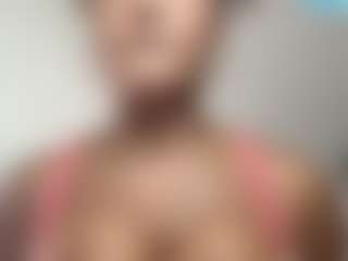 SpicyWetSquirt's Live Sex Cam Show