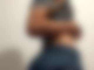 Live cam show with AureaDismore - Bedroom Asian on Camsoda