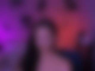 caroline-honeyy1's Live Sex Cam Show