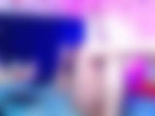 Live cam show with shantaltsfoxx - Smoking on Camsoda