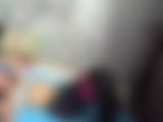 Live cam show with Aleksa - Small Tits Brown Hair on Milfs Live