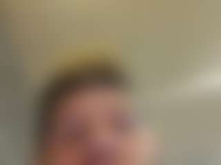 datguyy30p's Live Sex Cam Show