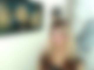 emma-miler's Live Sex Cam Show