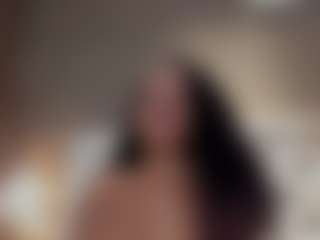 Live cam show with liahglow - Strip BBW on Dolls Live