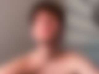 Live cam show with tomasdickpick - Brown Eyes on Camsoda