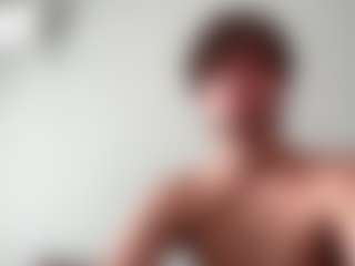 Live cam show with tomasdickpick - HD on Camsoda