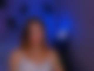Live cam show with angie-foxy1 - Facial on Uber Horny