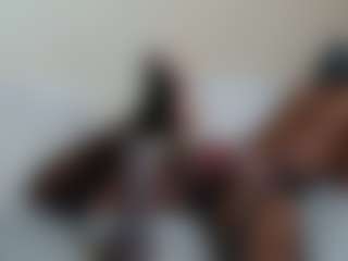 Show in cam erotica live di FemboyJ
