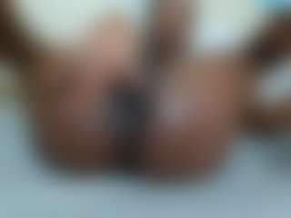 Live cam show with FemboyJ - Brown Eyes on Chatstar