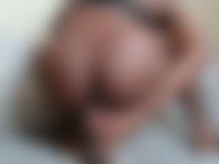 Live cam show with FemboyJ - Lean on Camsoda