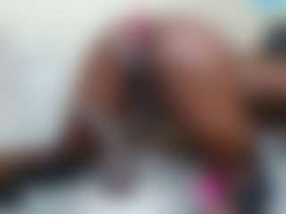 Show live cam dengan FemboyJ - Smoking di Camsoda
