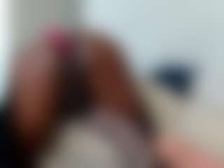 Live cam show with FemboyJ - Tease on xfollow cams