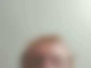 HungRedheadFromUrDreams's Live Sex Cam Show