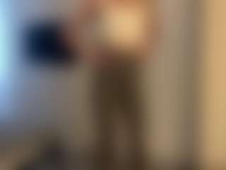 Lana's Live Sex Cam Show