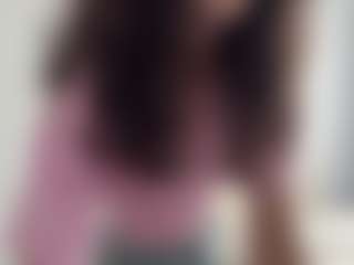 Live cam show with Anna - Smoke on parknlotfishbdy
