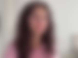 Live cam show with Anna - Smoking on liverealitysex.com