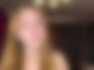 Live cam show with Aphrodite - Cute on Camsoda