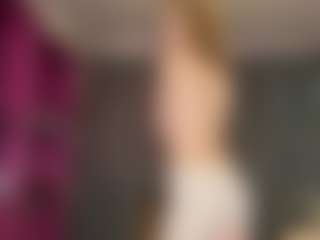 Live cam show with Aphrodite - Green Eyes on Camsoda