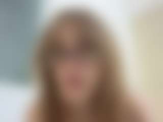 Live cam show with mila - Young Adult on AdultVida.com