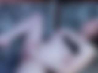 TrixieVibeQueen's Live Sex Cam Show