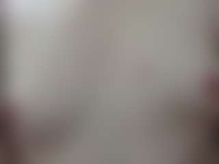Live cam show with TrixieVibeQueen - Blowjob on Fling VIP Chat