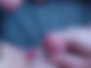 Live cam show with TrixieVibeQueen - Blowjob on Dare Cams