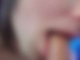 TrixieVibeQueen's Live Sex Cam Show