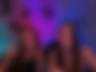 Live cam show with bella-dorn1 - Flashing on SpankPalCams