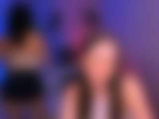 Live cam show with bella-dorn1 - Trimmed Granny on Mixed Magazine Live
