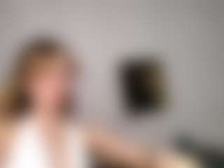 Live cam show with GeorgetteCasey - Nipple Piercings on AdultVida.com