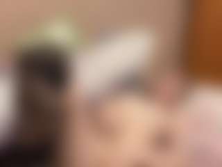 Live cam show with GiseleMemmer - Average on Streamer API