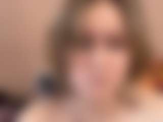 GiseleMemmer's Live Sex Cam Show